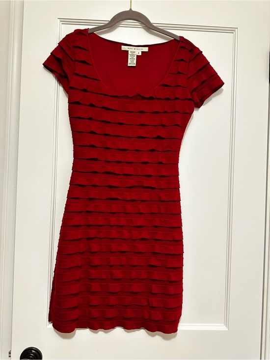 Max Studio Dresses & Skirts - Max Studio Red Short Sleeve Bodycon Mini Dress